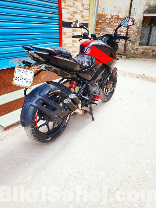 pulsar ns 160cc ..super fresh